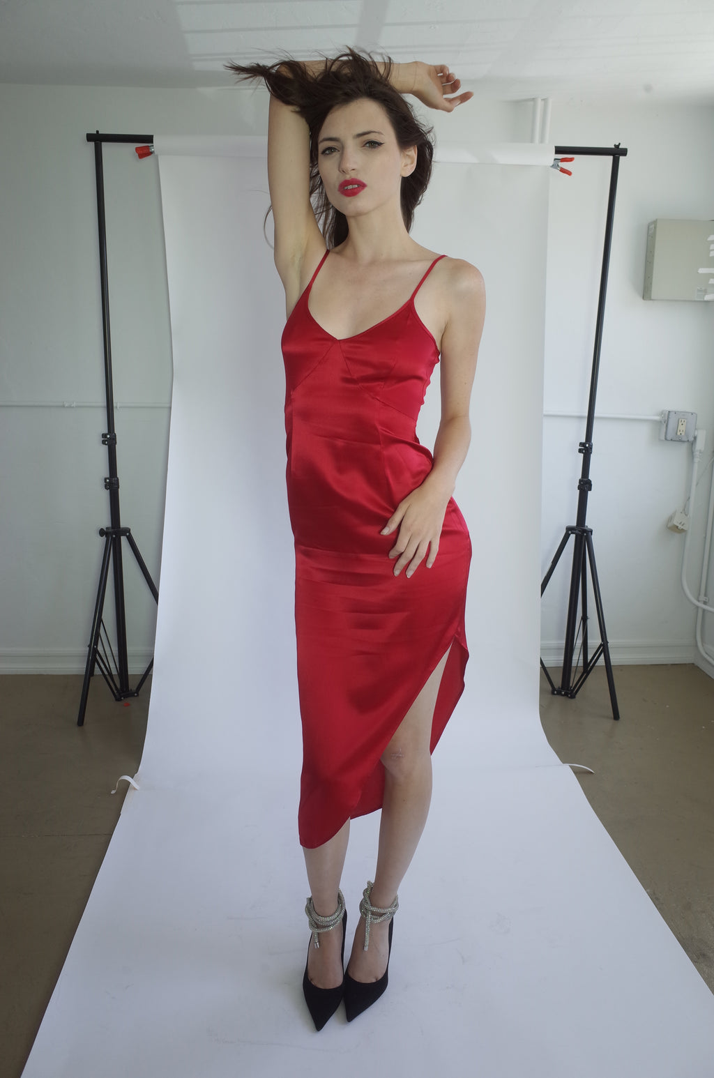 Red Silk Gown - L'école Des Femmes 