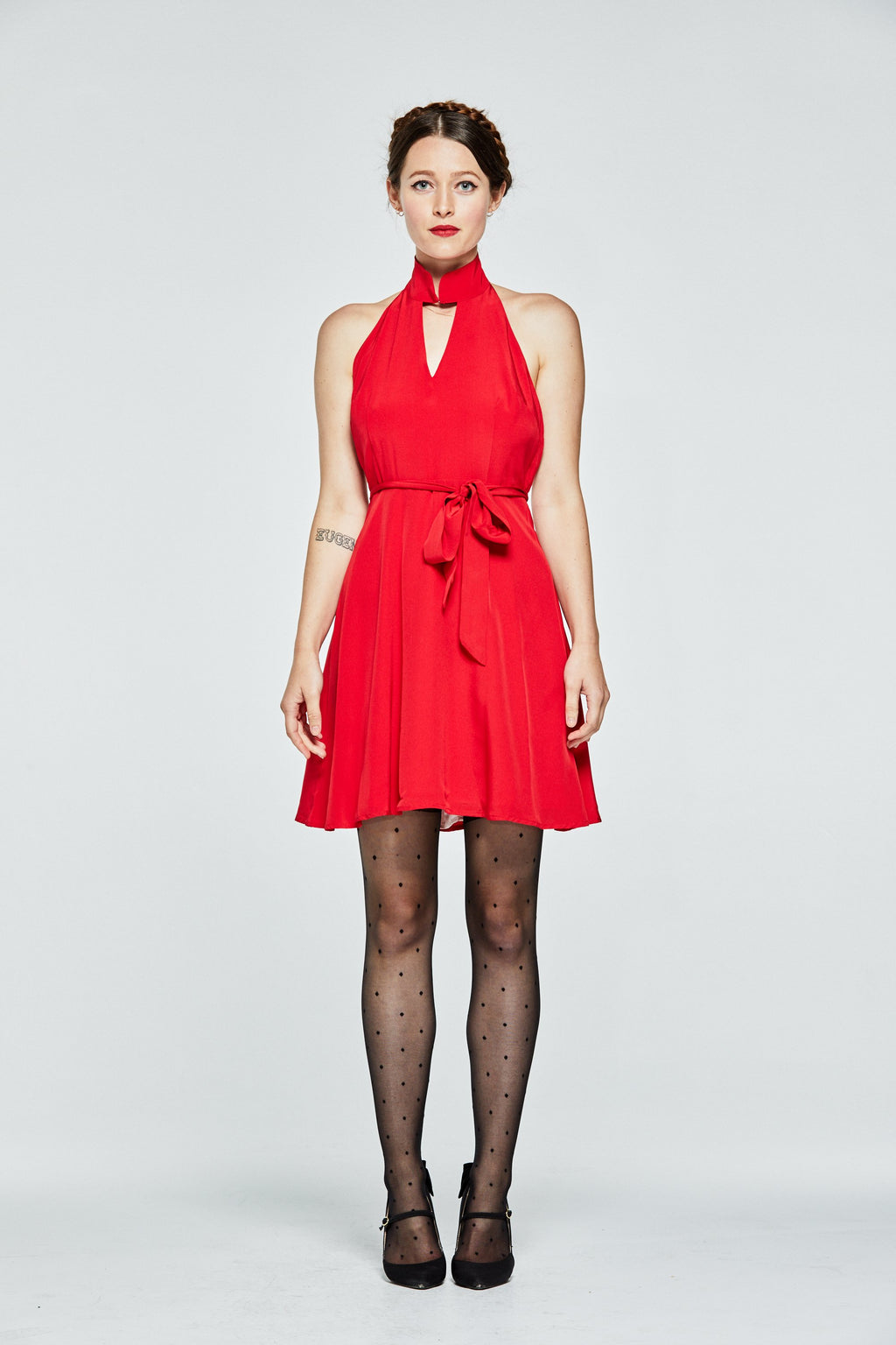 Red Mandarin Backless Dress - L'école Des Femmes 
